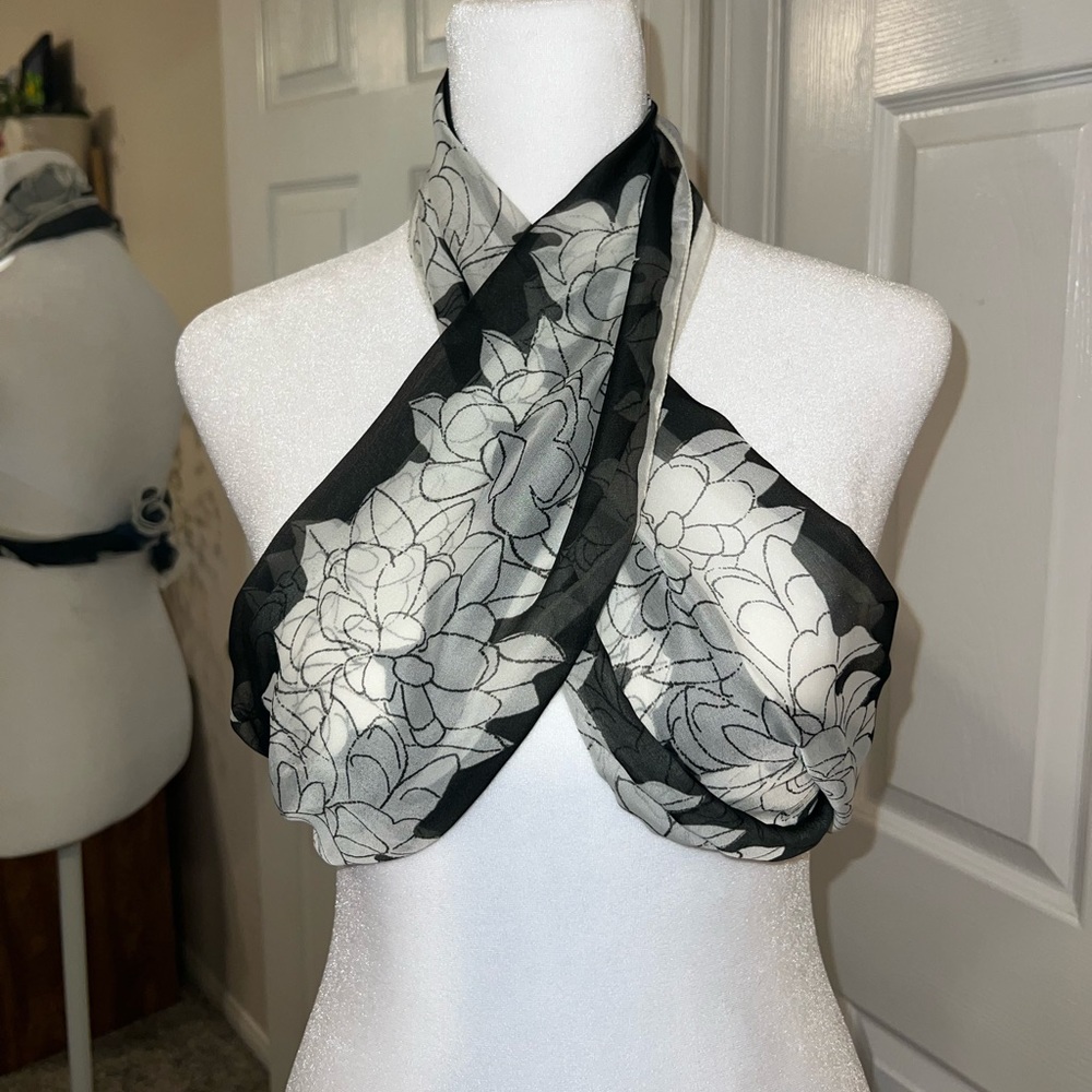 Beautiful Vintage Italian Scarf